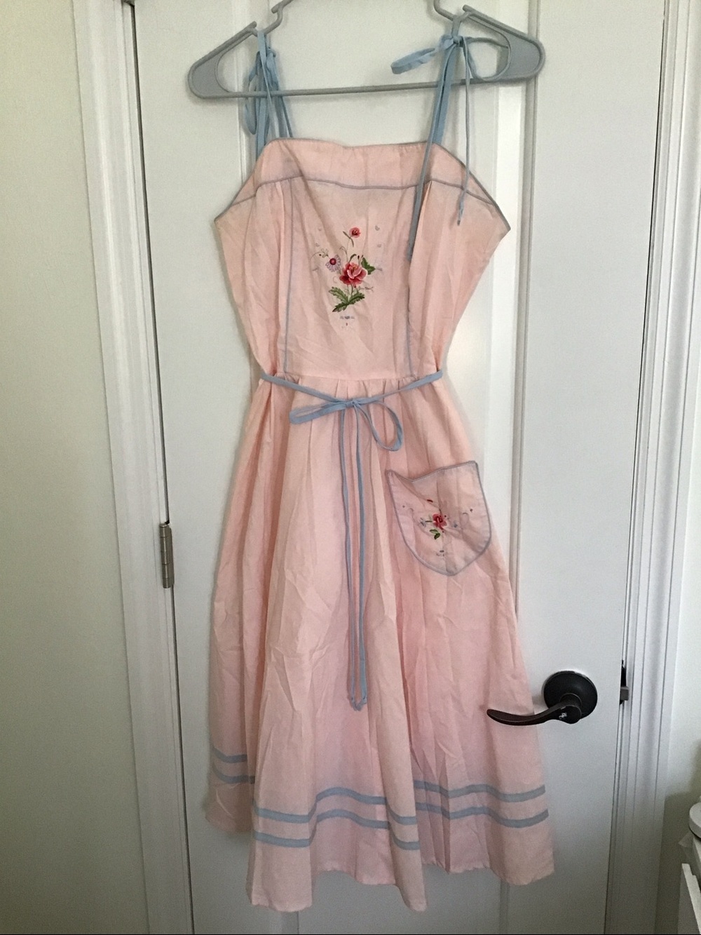 Vintage 70’s Pink Prairie sundress Embroidered floral Cottagecore